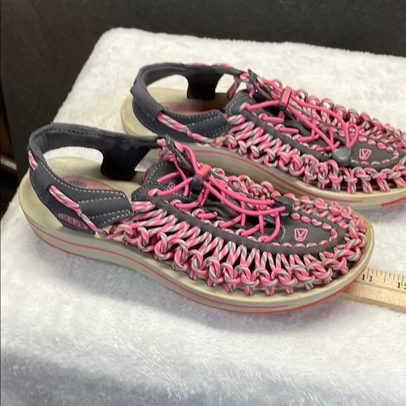 Keen Pink and Gray Sandals for Everyday Adventures - Picture 7 of 9